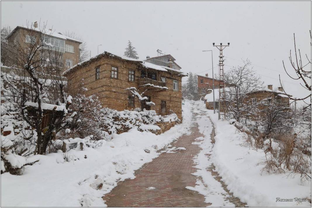 Konya’nın karla kaplı ilçesinden kartpostallık kareler 36